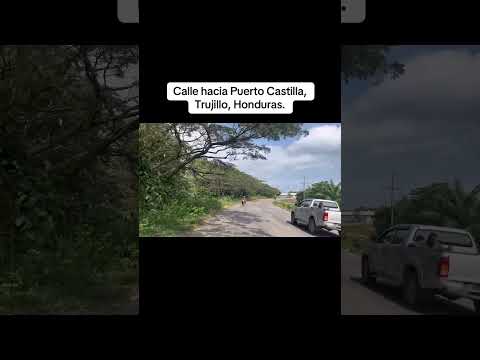 Calle hacia Puerto Castilla, Trujillo, Honduras