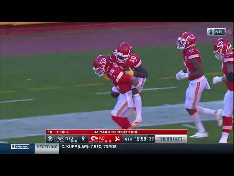 Patrick Mahomes gives Tyreek Hill a piggy back ride after Touchdown | Week 8 2020