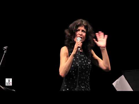 Maria Pia De Vito interpreta Joni Mitchell  gfg