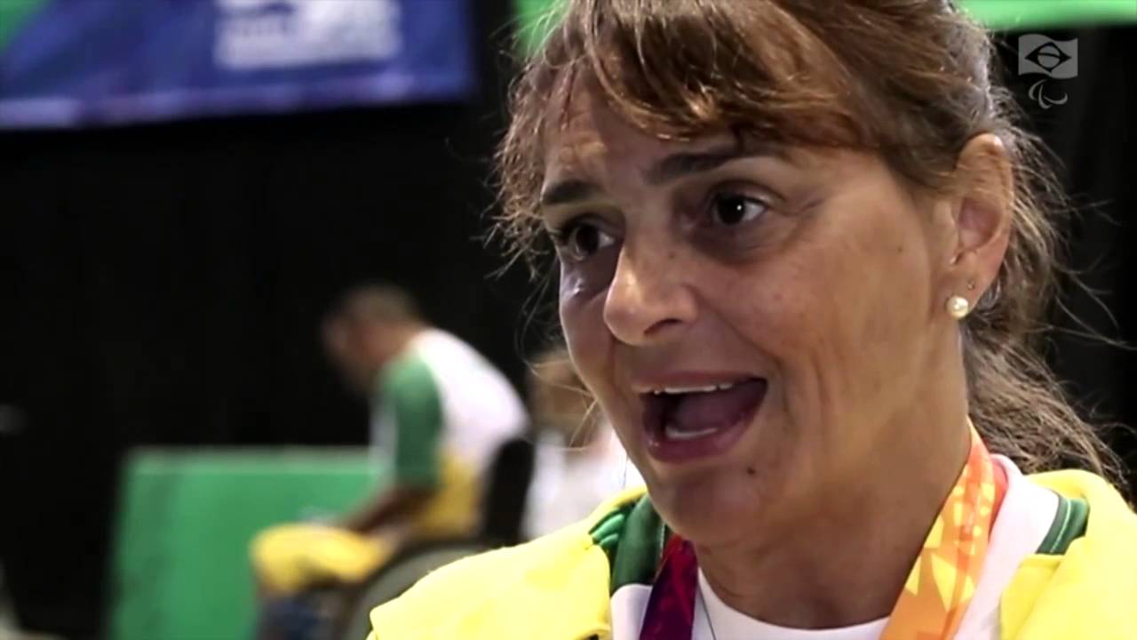 Coordenadora explica regras da Bocha Paralímpica