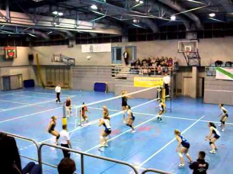 2013.11.16 AZS UE Kraków-KRS Ekstrim Gorlice 0-3 (2liga siatkarek) 25/26