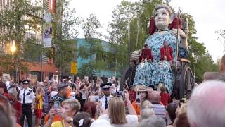 Giant Puppets - Liverpool