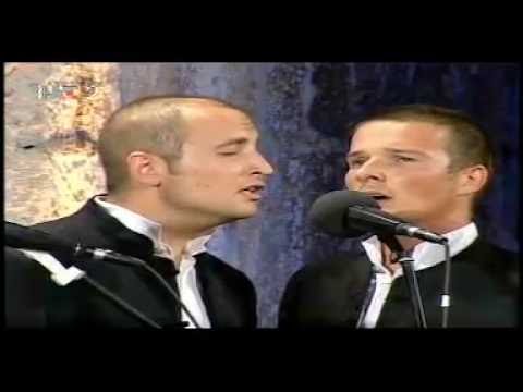 klapa šufit,ponoć je mila moja majko