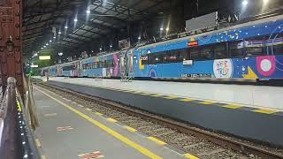 Download lagu kedatangan kereta api taksaka di stasiun Purwokerto #keretaapi mp3