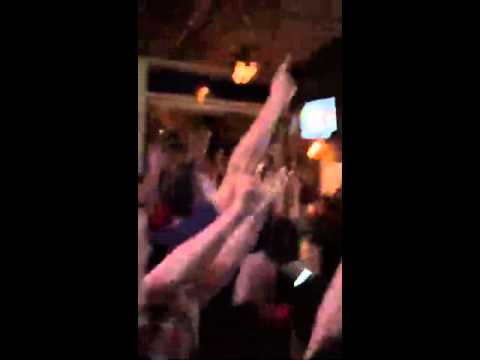 Lakeview bar erupts as Blackhawks win Stanley Cup