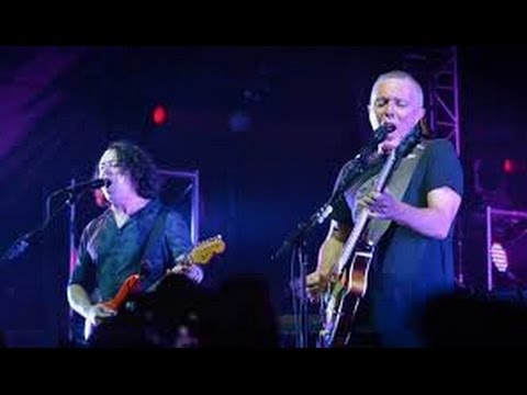 TEARS FOR FEARS on tour (2016); perform amazing rendition of 
