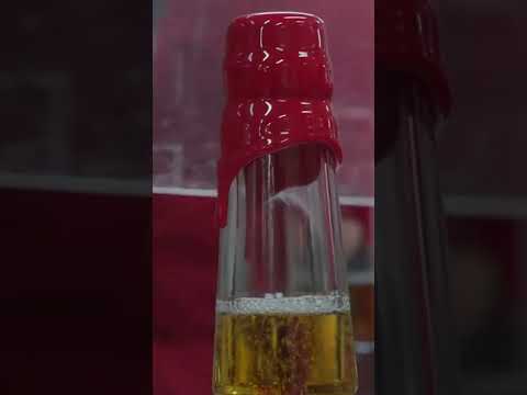 How Maker’s Mark bourbon perfected the art of sealing bottles with its signature red wax #shorts