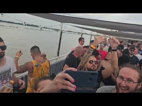@Nifra boat party 1.9.2023 Bratislava