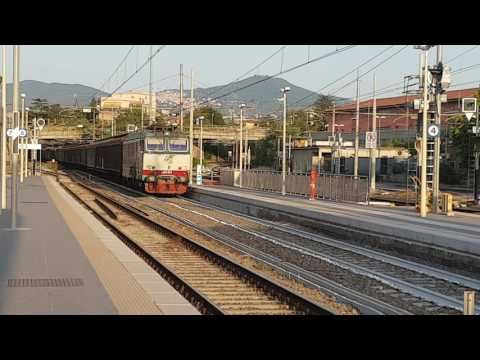 E652 CON CARRI H IN TRANSITO A CIAMPINO