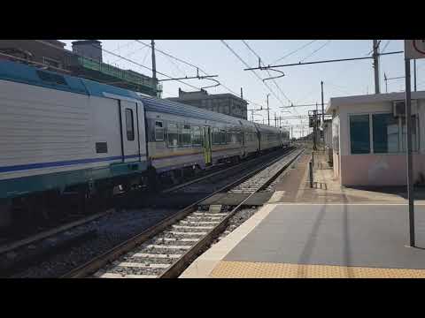 Treno Regionale+Locomotore E464.042 Regionale 21794 Reggio di Calabria Centrale-Melito di P.S.