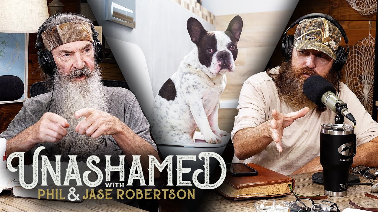 Ep 744 | Jase Encounters a Dog at a Urinal & Phil Washes What MIGHT Be Mud Off of Bobo