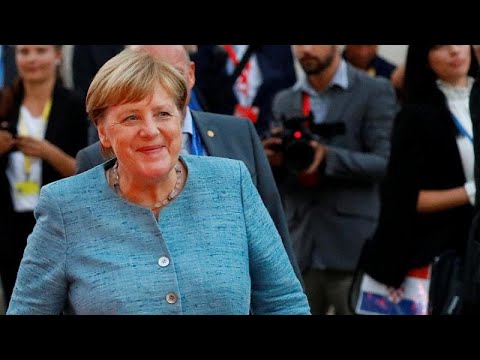 Merkel will CDU-Vorsitz abgeben und Kanzlerin bleiben