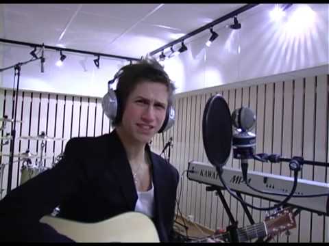 Reklame for Still Waiting