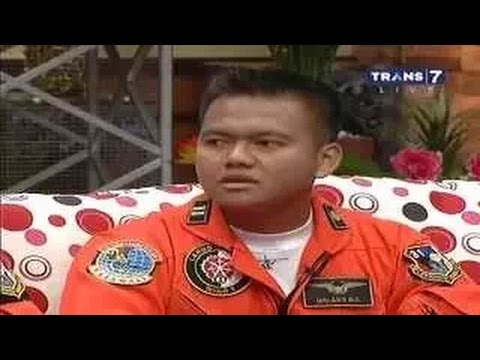 hitam putih trans7 DUKA AIRASIA- 12 Januari 2015