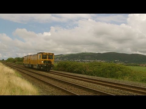 Prestatyn 15.8.2014 - Network Rail - Rail Grinder DR79273 DR79263