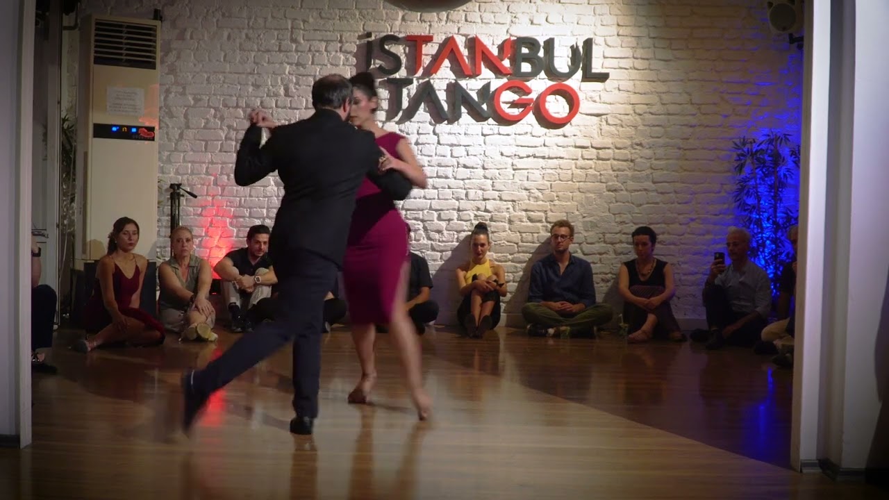 Video thumbnail for Arac Çalıkyan & Işıl Sanlı at 333 (26 07 2024) 2/3