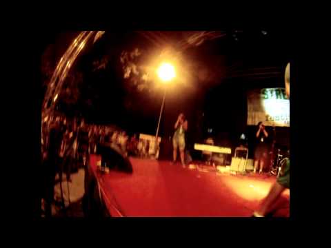 Rema Luda Kuća - Znam i Sam @ Street Art Festival LIVE 2012