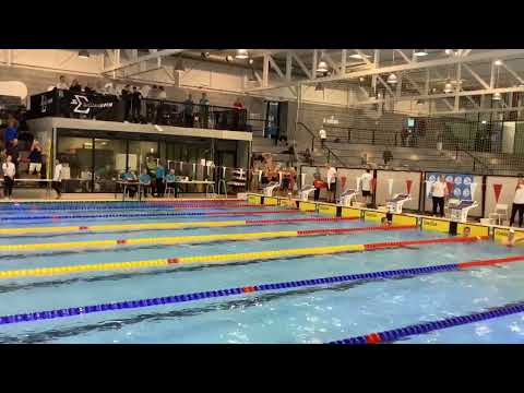 SE REKORDLØBET HER | Ung AGF'er svømmer ny dansk juniorrekord på 50 meter brystsvømning