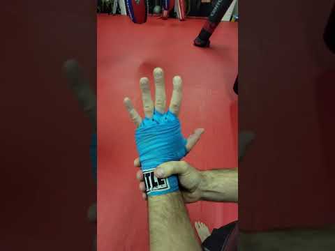How To Wrap Your Hands For Boxing, MMA, Kickboxing, or Muay Thai Easiest Way #shorts
