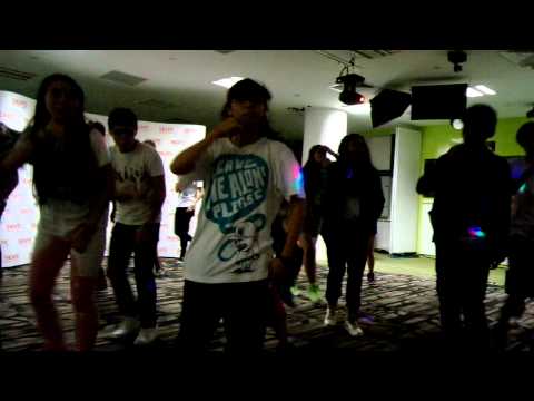 120921 KPOP Dance Off Vol 27: EXO - MAMA