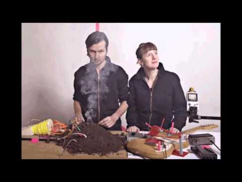 Barbara Morgenstern & Robert Lippok - kaitusburi