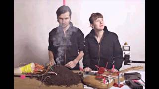 Barbara Morgenstern & Robert Lippok - kaitusburi