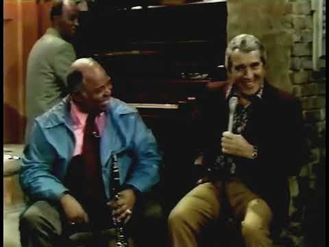 Perry Como and Louis Cottrell's Heritage Hall Jazz Band - When It's Sleepy Time Down South