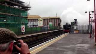preview picture of video '94xx Hawksworth at Amersham Station May 24th 2013'
