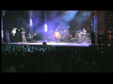 FMM2009 32 - Milton Nascimento 13 - Travessia (Encore) Final