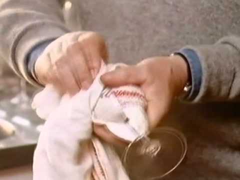 Episode 5 – How to handle a wine