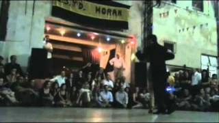 JAVIER RODRIGUEZ Y ANDREA MISSE EN LA MILONGA DEL MORAN 02/04