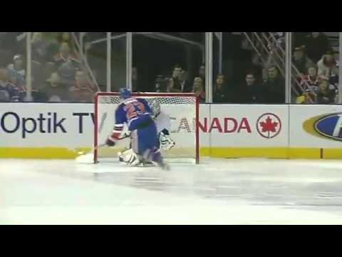 Linus Omark -Cheeky- Shootout Goal vs Tampa - Dec 10th, 2010 [HD]