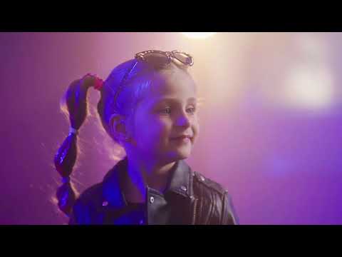 Victoria Cozma - Rock de plus  | Videoclip