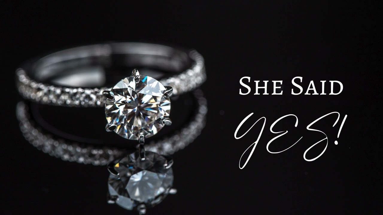 Engagement Announcement Screensaver - She said yes, Screensaver - HD - 1HR 💍