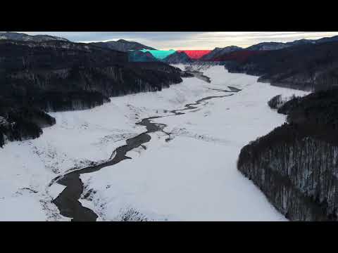 Barajul Vidraru sub zapada ianuarie 2025 - fara apă - imagini spectaculoase 