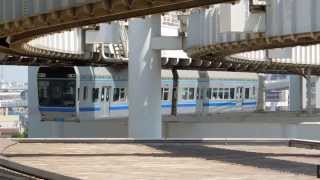 preview picture of video '千葉都市モノレール1000形 千葉駅到着 Chiba Urban Monorail 1000 series EMU'