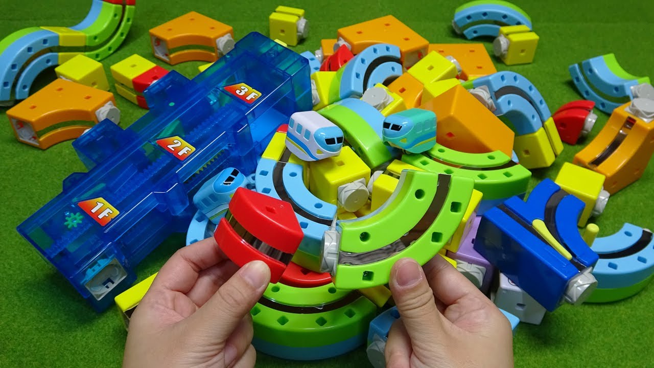 RailCube Electric Mini Train ☆ Elevator & Deluxe Course