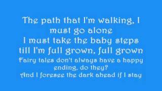 Fergie- Big Girls Dont Cry with lyrics