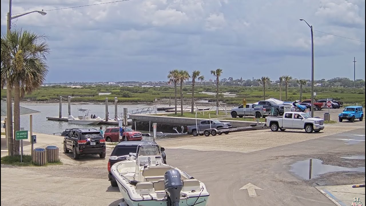Live webcam view of Rampa y Marina de Vilano