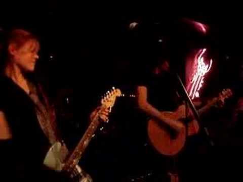 The loveGods - Broken Tongue - Paris Paris 2007