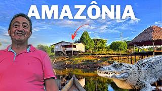 HE LIVES ALONE IN THIS ISOLATED PLACE, A TRUE PARADISE IN THE AMAZON