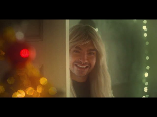 Video zu 'Your Christmas' ansehen