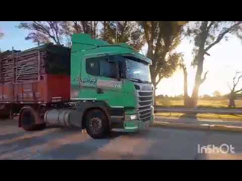 CAMIONES EN RP158 Y CRUCE CON RN19 , SAN FRANCISCO , CORDOBA , ARGENTINA , VIDEO 210