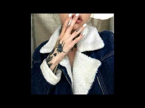 margiela x esceh - wesoła piosenka