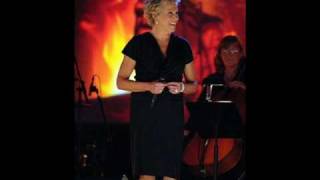 Anne Murray: Moon Over Brooklyn