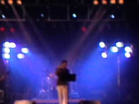 B'54 She Will Be Loved (Maroon 5) -With or without you (U2)