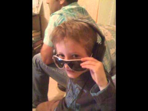 Alan Braxe feat Fred Flak and Carmen - intro to move