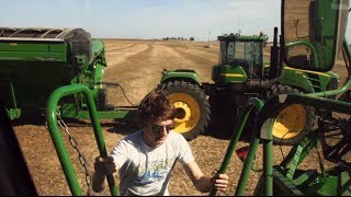 My time in Kansas with Frederick Harvesting - John deere 2010