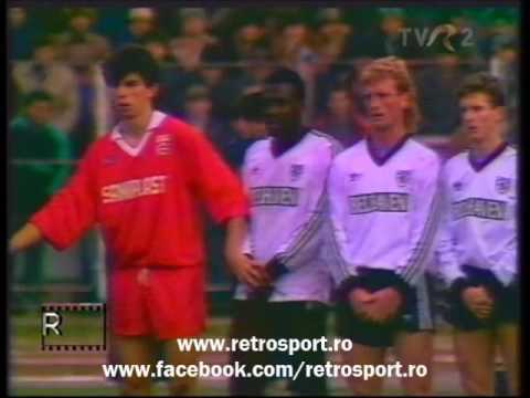1988-89 - CWC - Dinamo Bucuresti - Dundee United FC 1-1