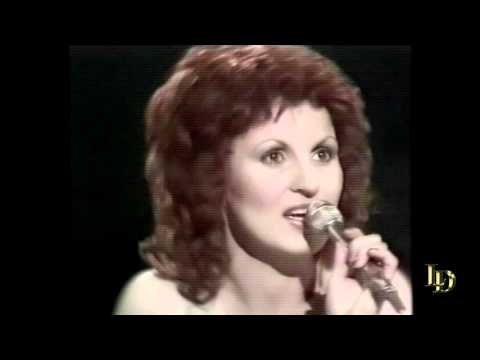 Pepel in Kri Dan ljubezni 1975